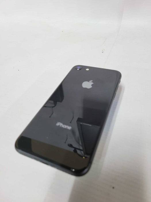Apple iPhone 8 64GB (A1905) Q