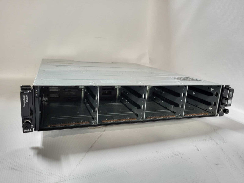 Dell Compellent SC200 Storage Expansion Bay with 2x Controllers 00TW47 & 2x P Q$