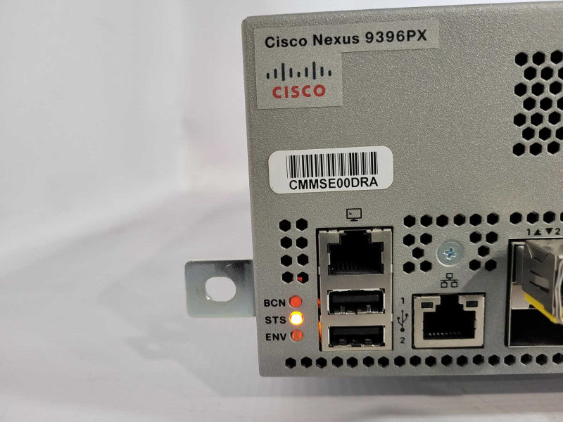 Cisco N9K-C9396PX Nexus Switch w/ N9K-M12PQ 2x AC powers 3x fans $