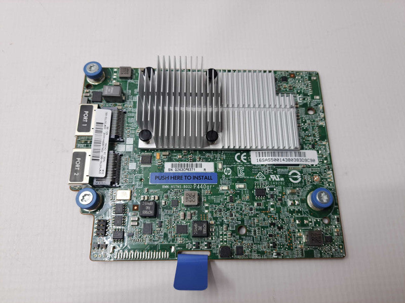 HP Smart Array P440AR/2GB FBWC SAS Raid Controller + HP SAS Cable )