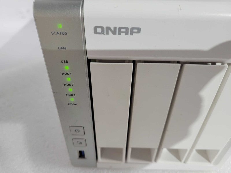 QNAP TS-431P 24-BAY High-performance NAS Cloud Quad-core 4x 3Tb Hard Drives !