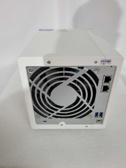 QNAP TS-431P 24-BAY High-performance NAS Cloud Quad-core 4x 3Tb Hard Drives !