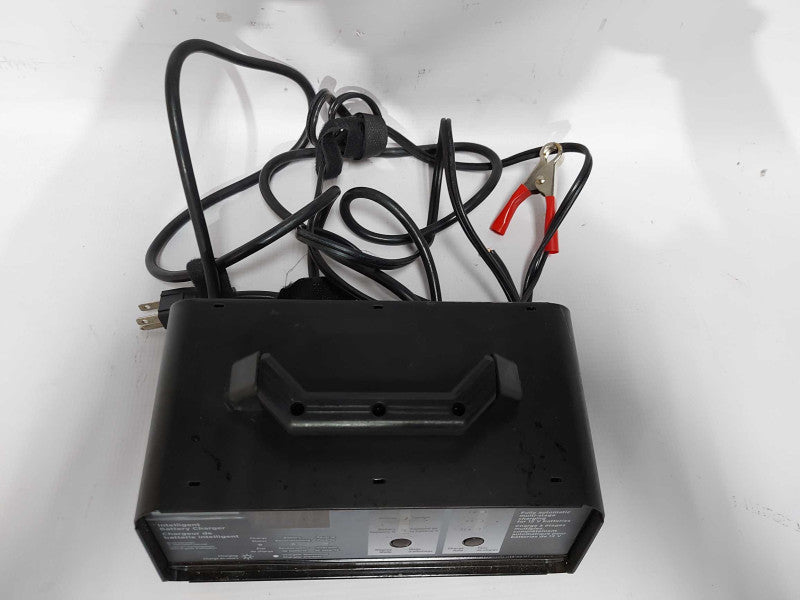MotoMaster Eliminator Intelligent Battery Charger, 12/8/2A #