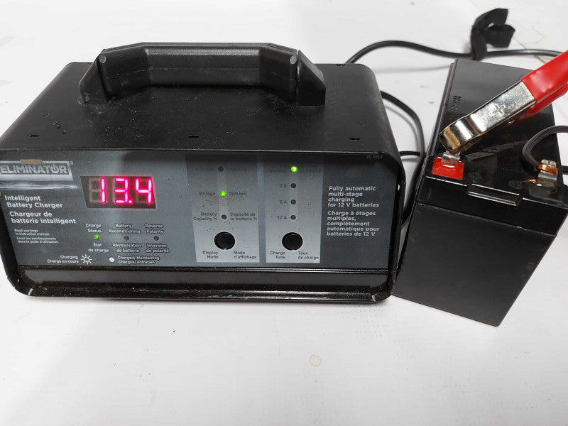 MotoMaster Eliminator Intelligent Battery Charger, 12/8/2A #
