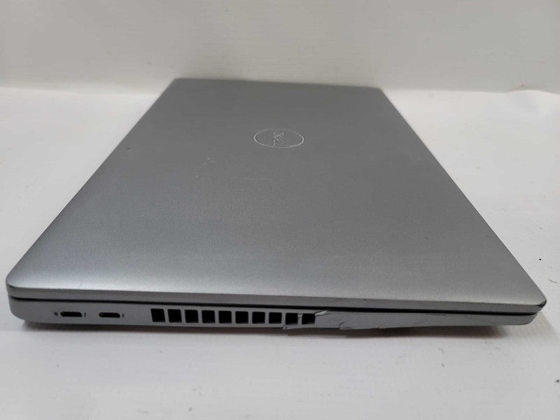Dell Precision 3560 i5-1145G7, 16GB DDR4, 256GB SSD **CASE DAMAGE Î²