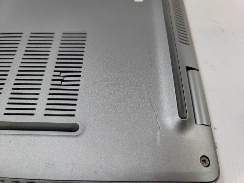 Dell Precision 3560 i5-1145G7, 16GB DDR4, 256GB SSD **CASE DAMAGE Î²