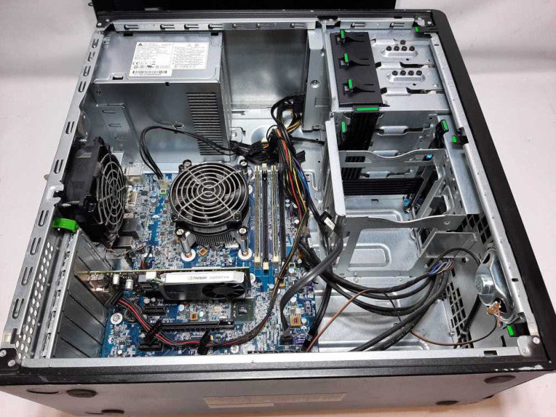 HP Z210 Workstation Xeon E3-1240 @ 3.30GHz 8GB RAM QUADRO 600 - No HDD )