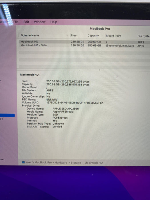 Apple MacBook Pro 15\\" 2019 TouchBar i7-9750H Radeon Pro 555X 16GB 256SSD READ