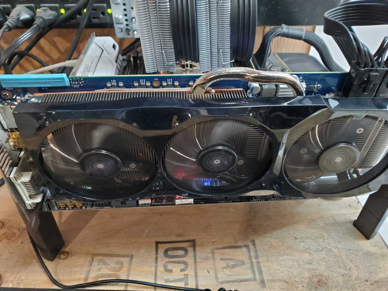 Gigabyte HD 6970 OC 2gb