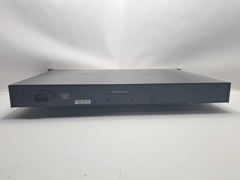 D-Link xStack DGS-3620-28TC 20 Port Gigabit 4 Port Gig SFP + 4 Port 10G SFP+ )