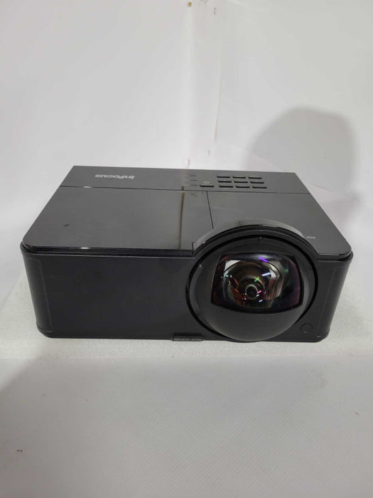 InFocus IN3926 DLP Projector 3000 ANSI Interactive 3D Ready 1080p HDMI !