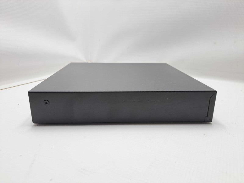Avigilon VMA-AS1-8P HD Video Appliance Pro 8-Port *READ* )