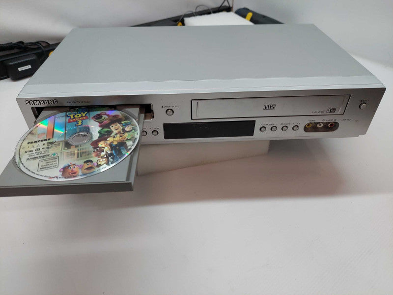 Samsung VHS DVD Player Model: DVD-V5500
