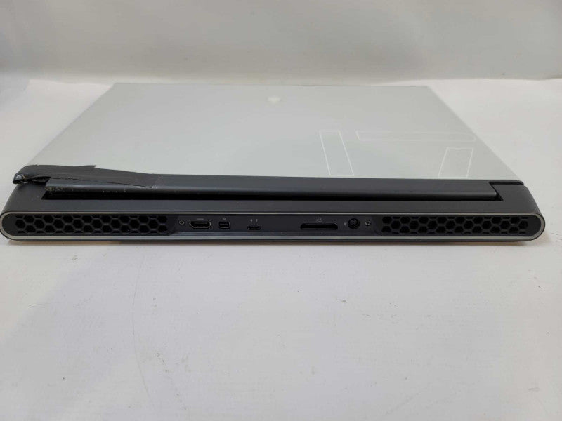 Alienware M17 R3 i7-10750H @ 2.60GHz, 16GB DDR4, 4GB RTX 2070 PARTS/REPAIR Î²