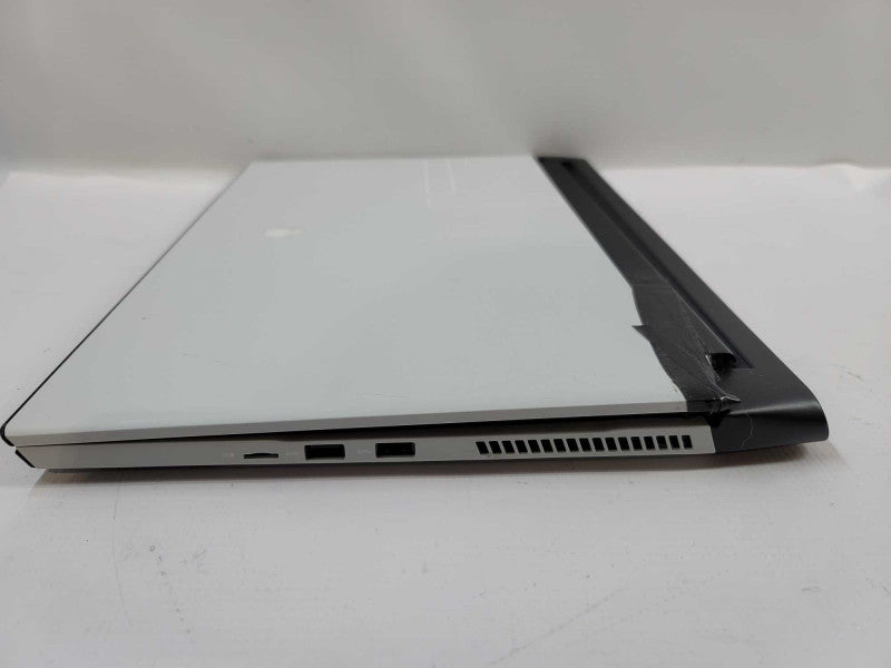 Alienware M17 R3 i7-10750H @ 2.60GHz, 16GB DDR4, 4GB RTX 2070 PARTS/REPAIR Î²