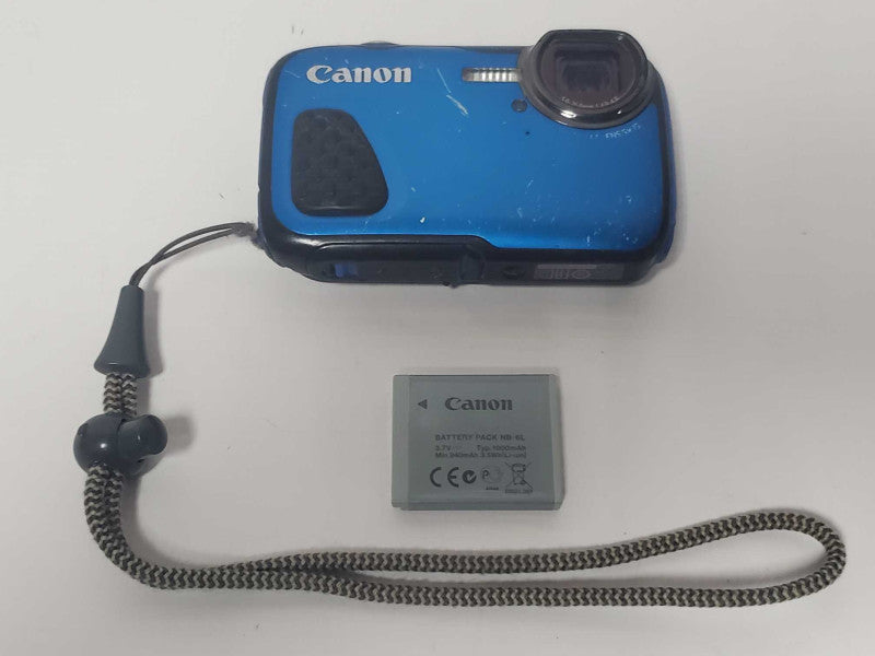 Canon PowerShot D30 12.1MP Waterproof 25m Digital Camera |