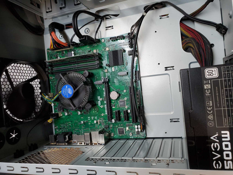 Custom PC - Intel i5-7400 @ 3.00 GHZ 8GB DDR4 500W PSU