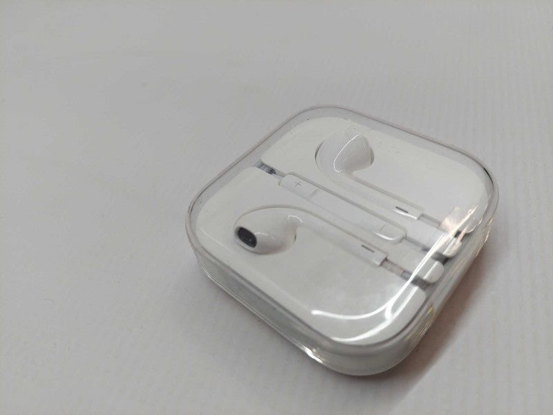 Apple Earbud HeadPhones with Talk Adjustment Volume tool Audio Jack Q