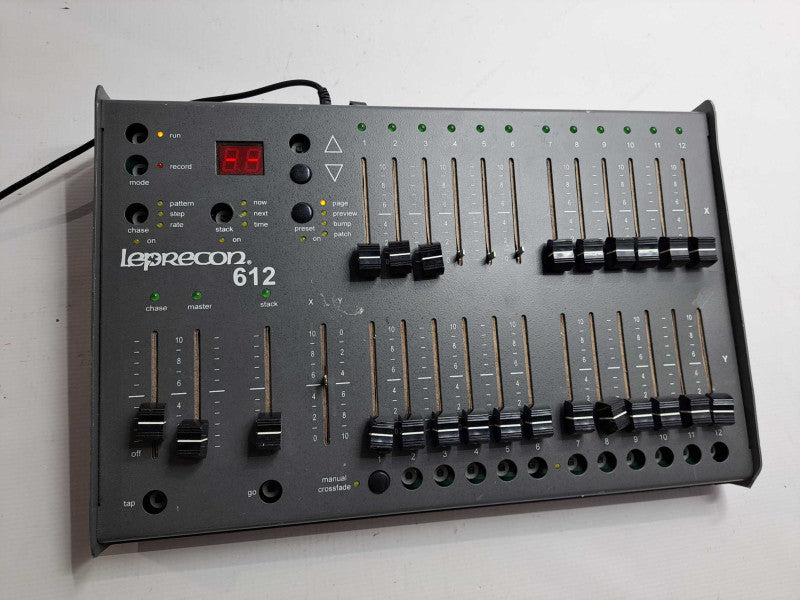 Leprecon LP-612 12-MPX Channel Microplex Analog Lighting Controller )