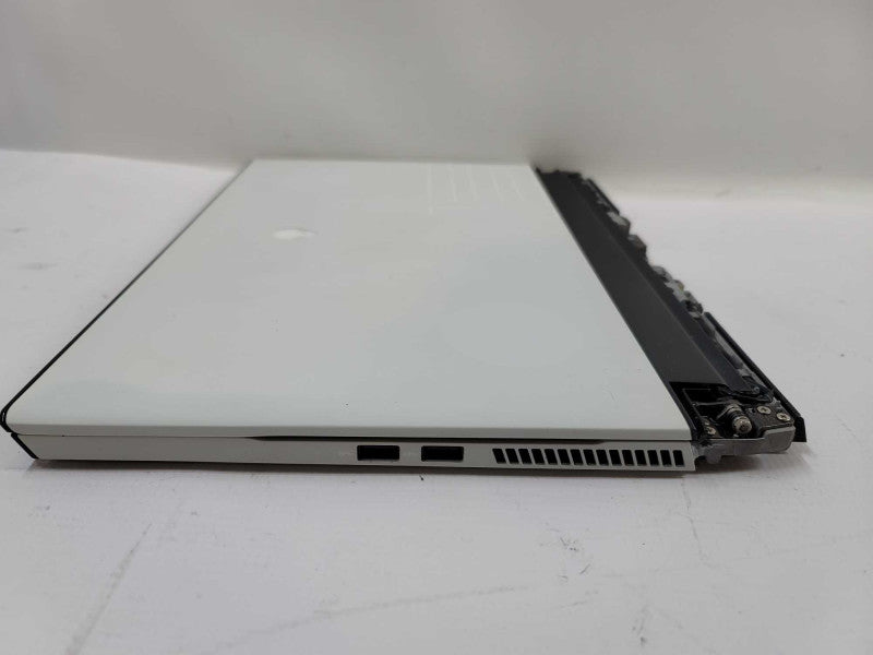 Alienware M15 R2 i7-9750H, 16GB DDR4, 4GB RTX 2070, 512GB m.2 **BROKEN CASE Î²