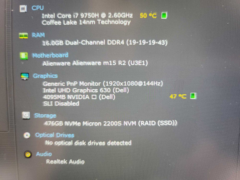 Alienware M15 R2 i7-9750H, 16GB DDR4, 4GB RTX 2070, 512GB m.2 **BROKEN CASE Î²
