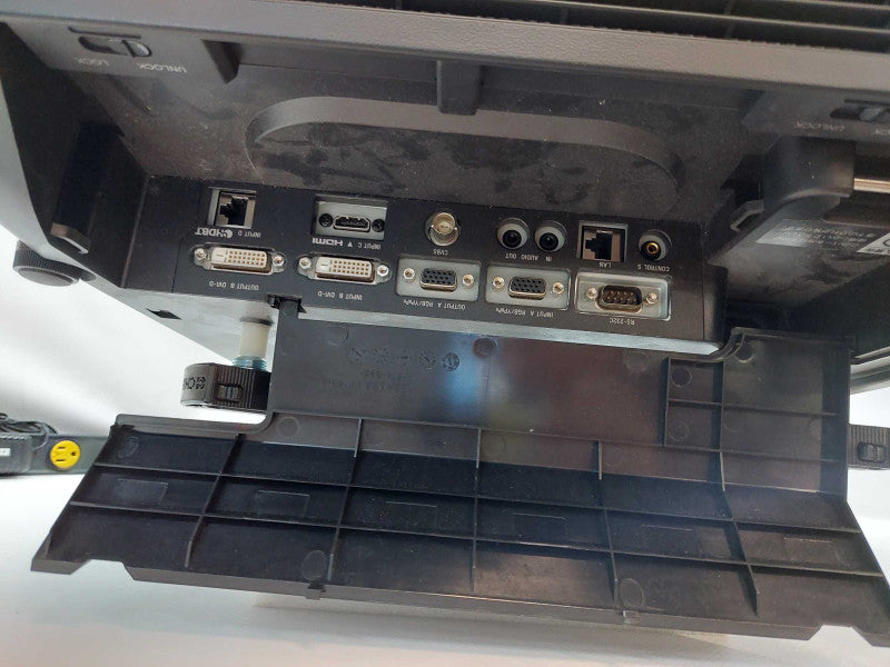 Sony Projector Model: VPL-FHZ57 with remote