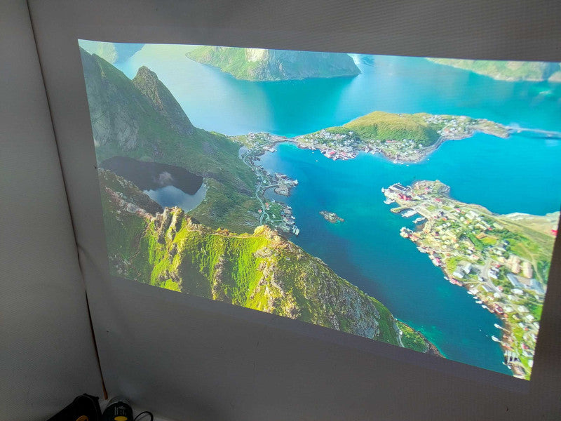 Sony Projector Model: VPL-FHZ57 with remote