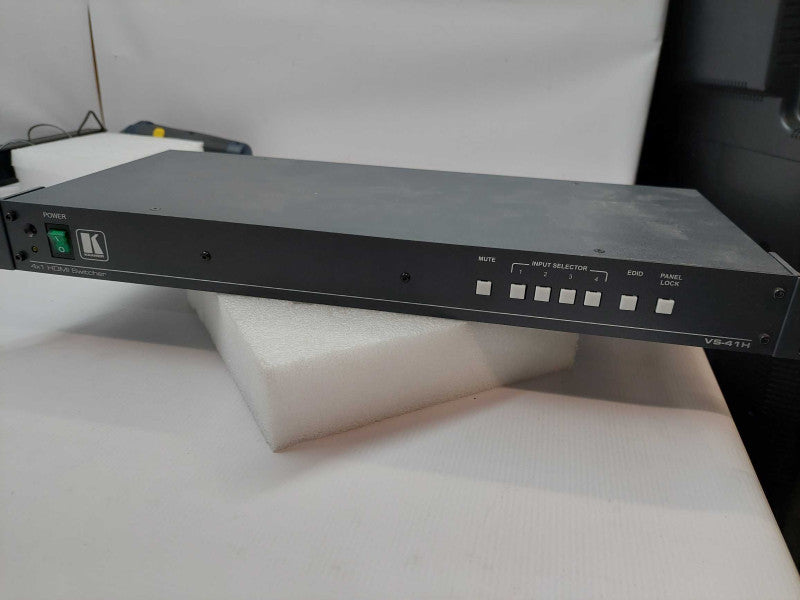 Kramer HDMI Switcher VS-41H & 2-Kramer  HDMI Line ReceiversTP-580R
