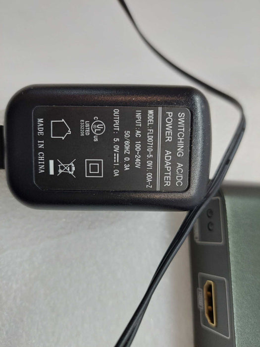 Maestro HD AV Device with power adaptor