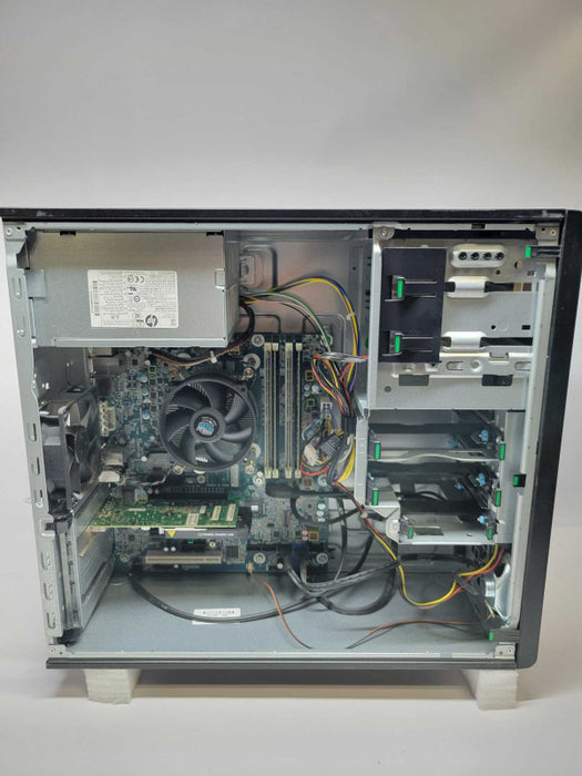 HP Z230 - Xeon E3-1230 v3 | 24GB | NO HDD | QUADRO K600