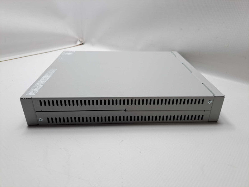 Nortel Networks VPNR 1100 4-Port VPN Network Router Model: DM1401096E5 )