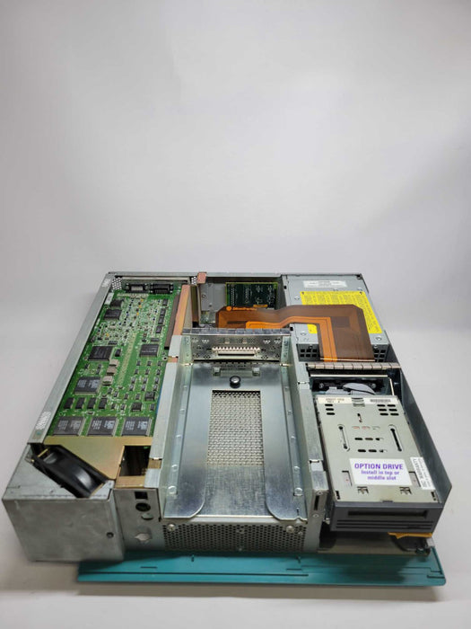 Silicon Graphics CMNB007Y75 SGI Indigo 2 Computer - case damage