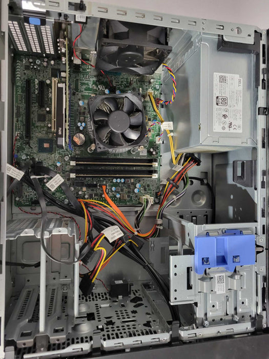 Dell Precision Tower 3620 1x Xeon E5-1270 v5 @ 3.60GHz 16GB DDR4 W4100 GPU !
