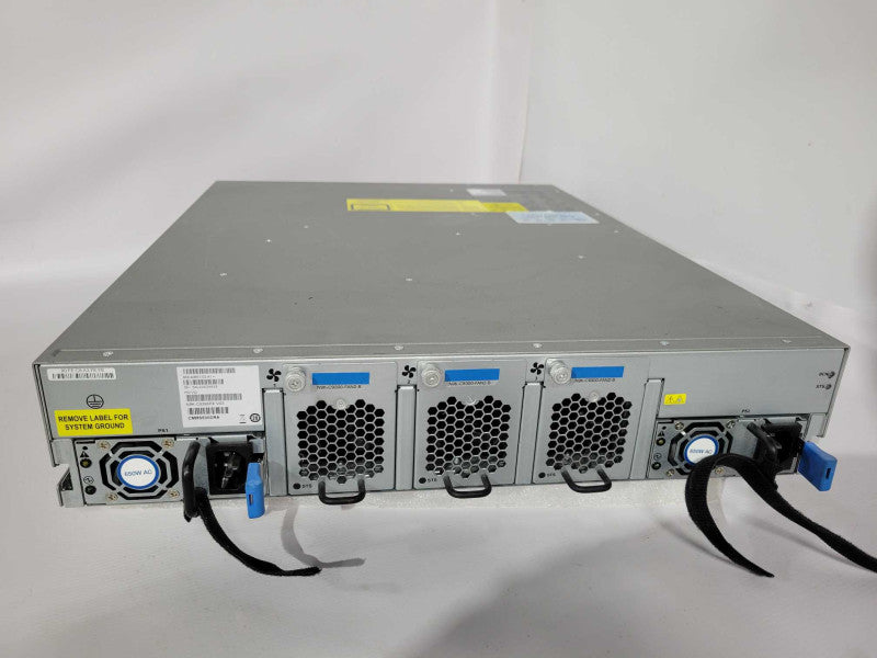 Cisco N9K-C9396PX Nexus Switch w/ N9K-M12PQ 2x AC powers 3x fans !