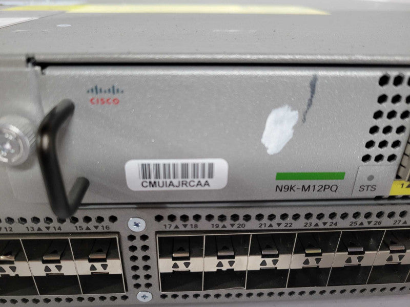 Cisco N9K-C9396PX Nexus Switch w/ N9K-M12PQ 2x AC powers 3x fans !