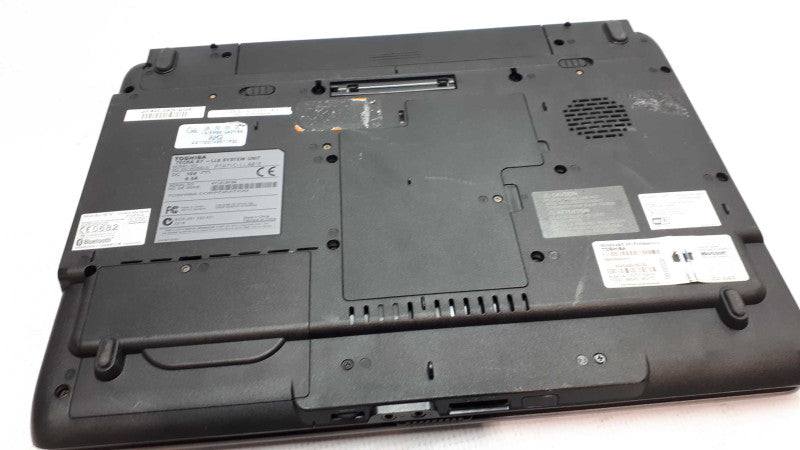Toshiba  Tecra A7 (PTA71C-LL801E) LL8 Laptop &