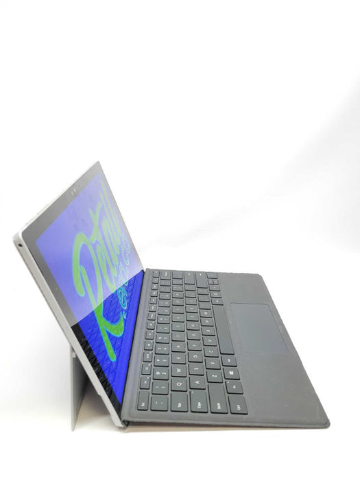 Microsoft Surface Pro 4 - Core i5-6300U | 8GB RAM | 256GB SSD (READ)