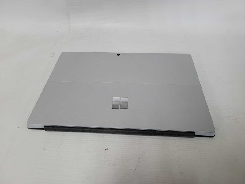 Microsoft Surface Pro 4 (1724) - i7-6650U, 16GB RAM, 256GB SSD - READ