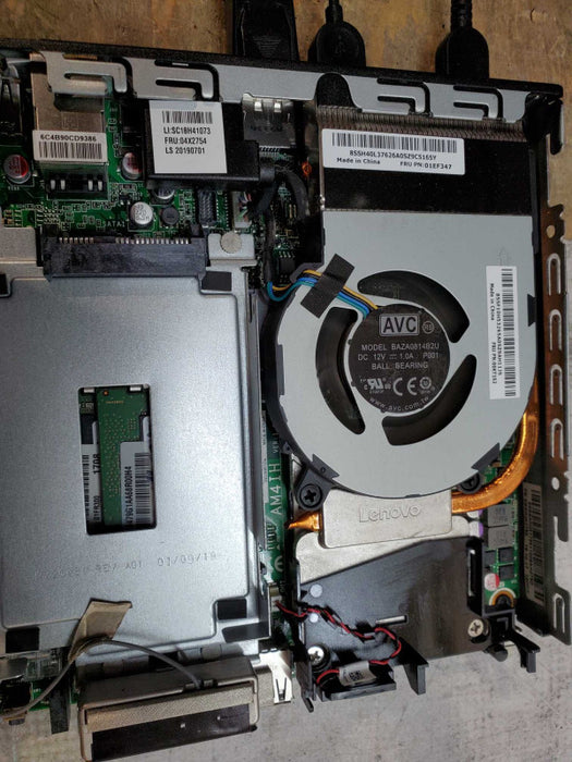 Lenovo ThinkCenter M715q - AMD Ryzen 3 Pro 2200GE @ 3.20 GHZ 8GB DDR4