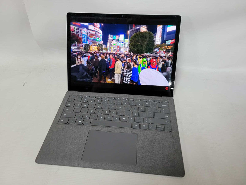 Microsoft Surface Laptop 4 (1958) - Ryzen 5, 8GB RAM, 256GB SSD