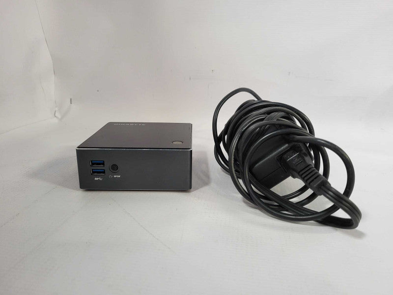 GigaByte GB-BXi3H-4010 mini PC i3-4010U 8GB RAM 120GB SSD  Q$