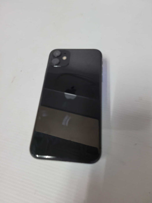 Apple iPhone 11 - READ