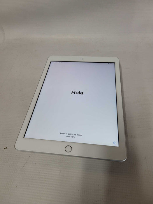 Apple iPad 6th Gen (A1893) - READ Q