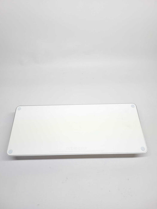 Apple Magic Keyboard A2450 Q