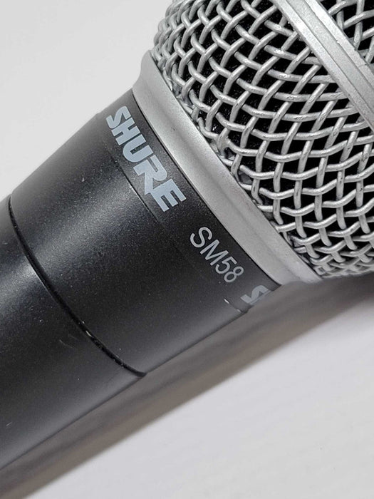 Shure SM58 - Vocal Microphone Q