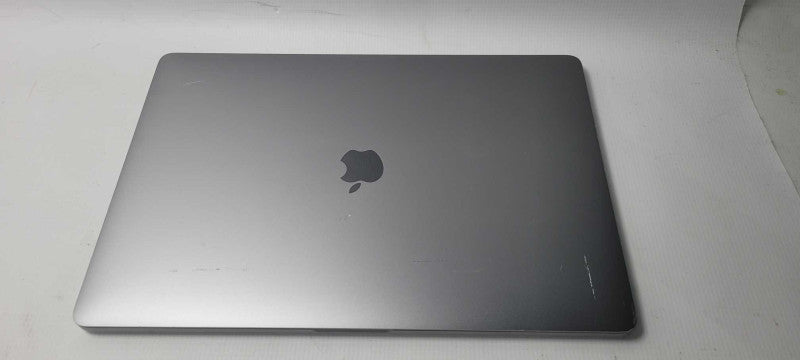 MacBook Pro 2016 15.4\\" i7-6820HQ, 16GB DDR3, 500GB HDD