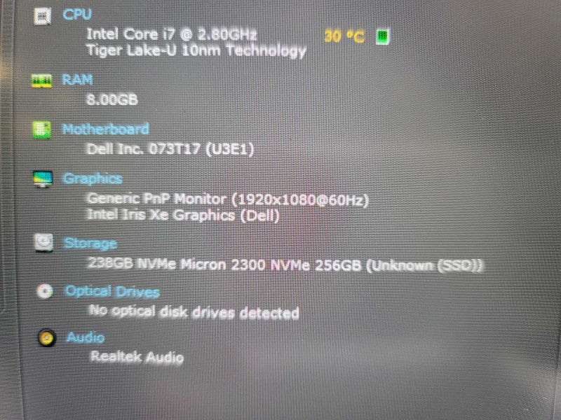Dell Latitude 5520 i7-1165G7, 8GB DDR4, 256GB NVMe, **Missing backspace key Î²