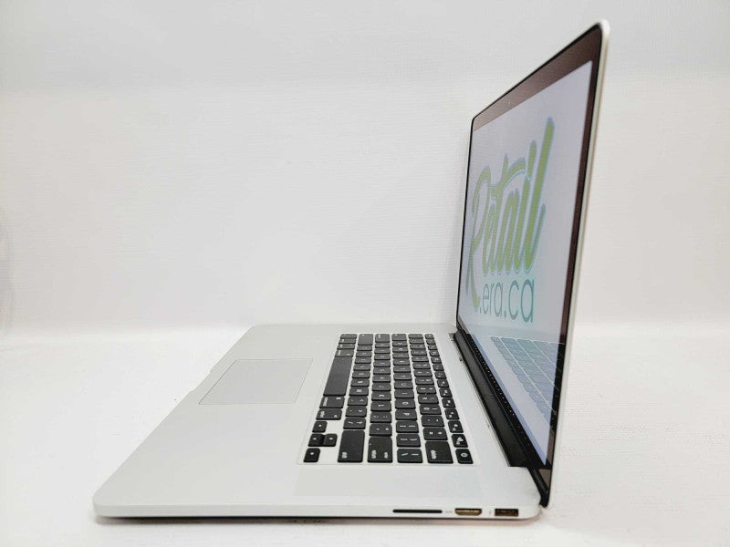 Apple Macbook Pro 2015 15\\" Core i7-4770HQ @ 2.2GHz 16GB DDR3 250GB SSD [Read] (