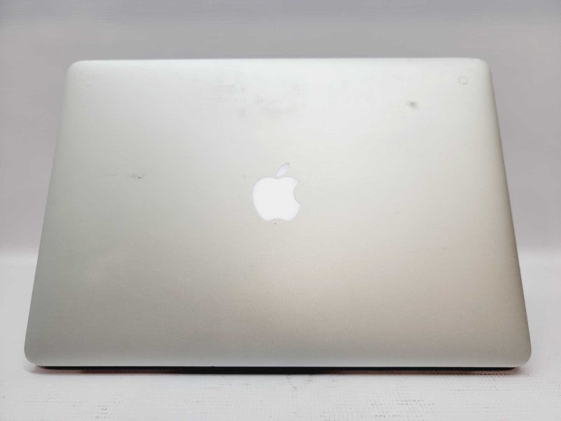 Apple Macbook Pro 2015 15\\" Core i7-4770HQ @ 2.2GHz 16GB DDR3 250GB SSD [Read] (