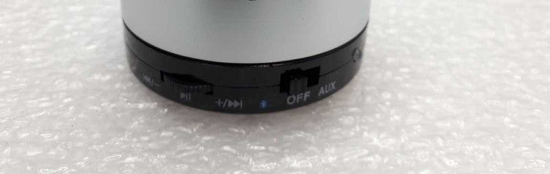 Wireless Bluetooth Speaker with Mic- Sleek Design with Metal New )